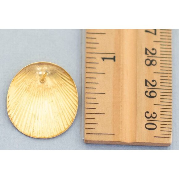 Golden buttons vintage stud earrings (C6) - Picture 2 of 2